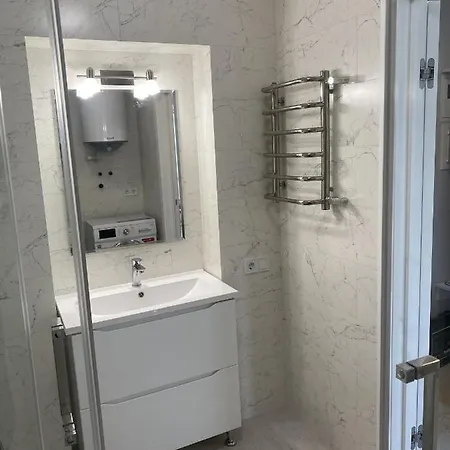 Apartment Romantic And Park Odesa